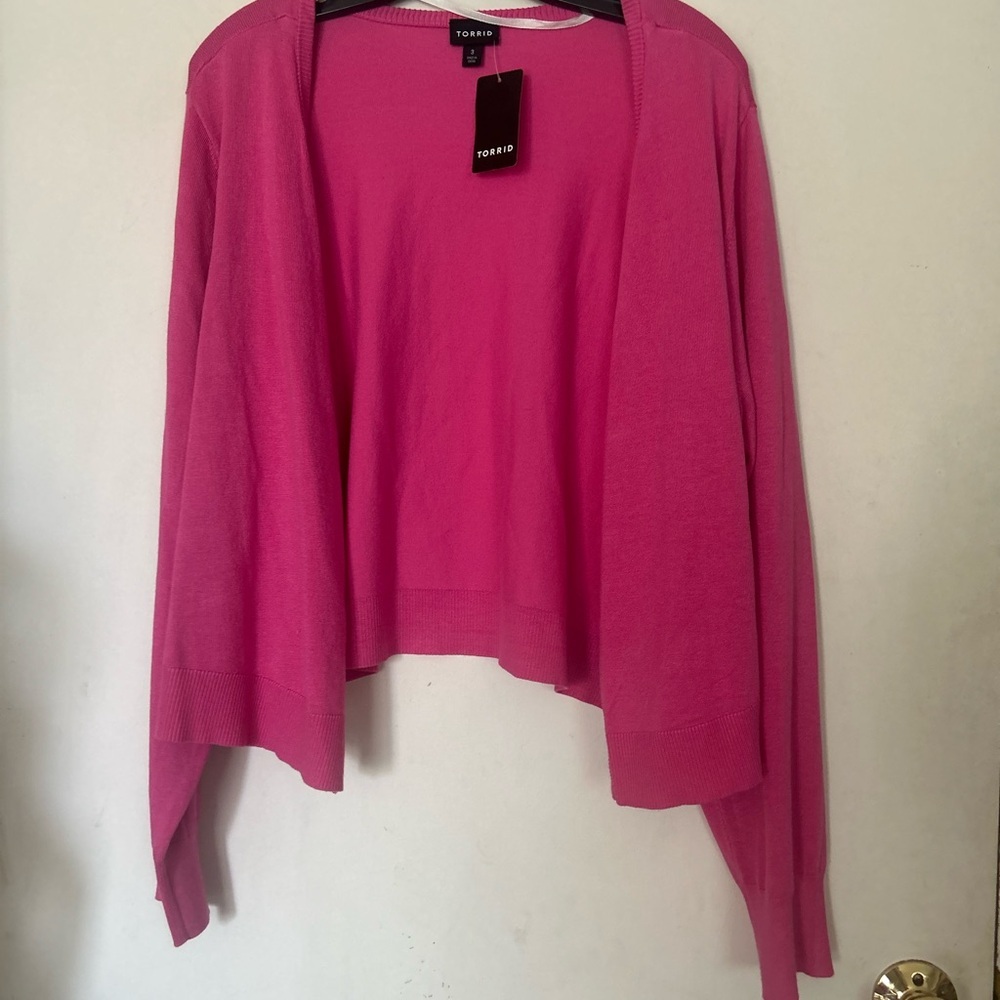 NWT Torrid Size 3 open front shrug fuchsia pink Cardigan